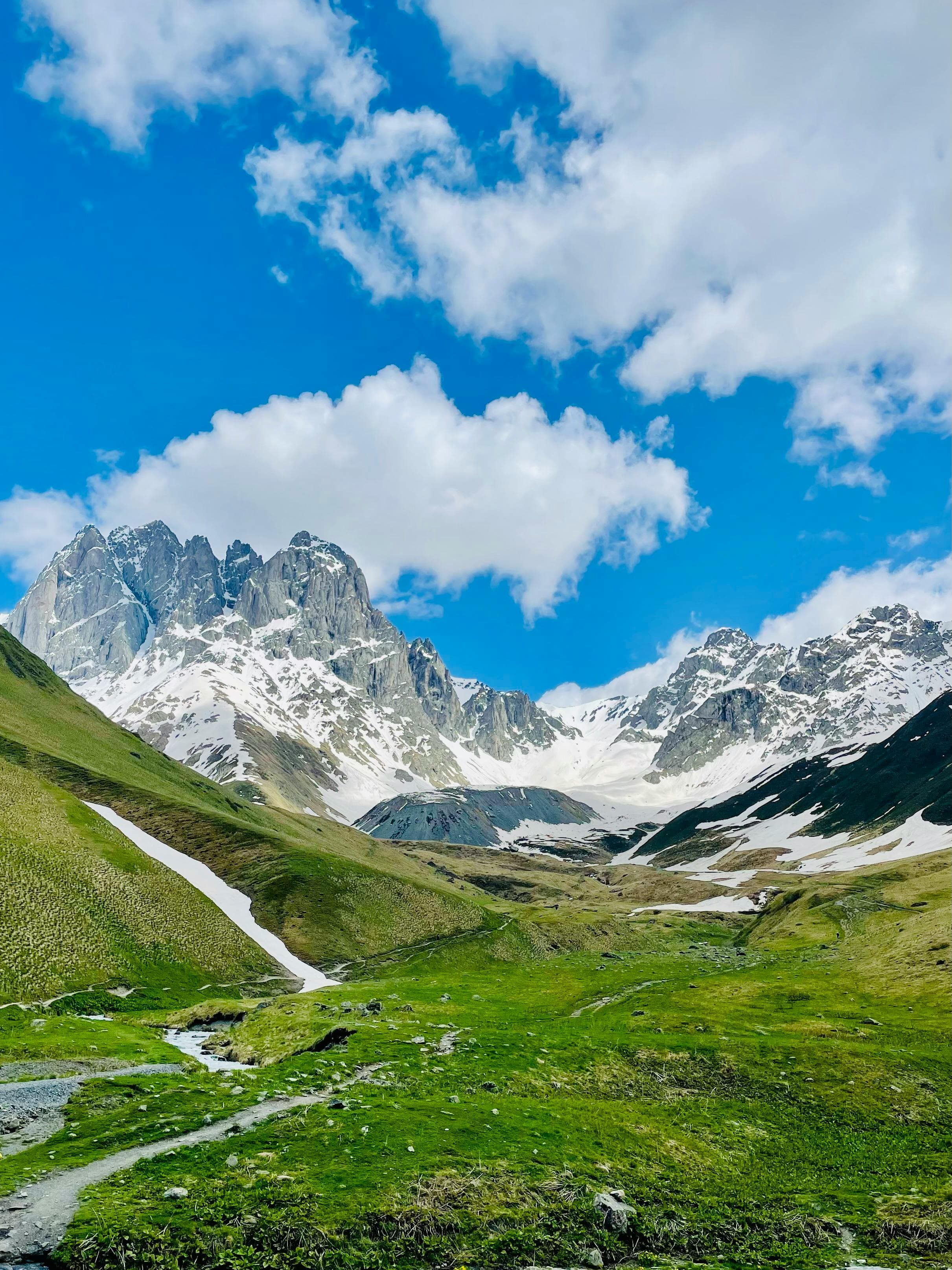 Georgia: Kazbegi & The Caucasus — photo 5