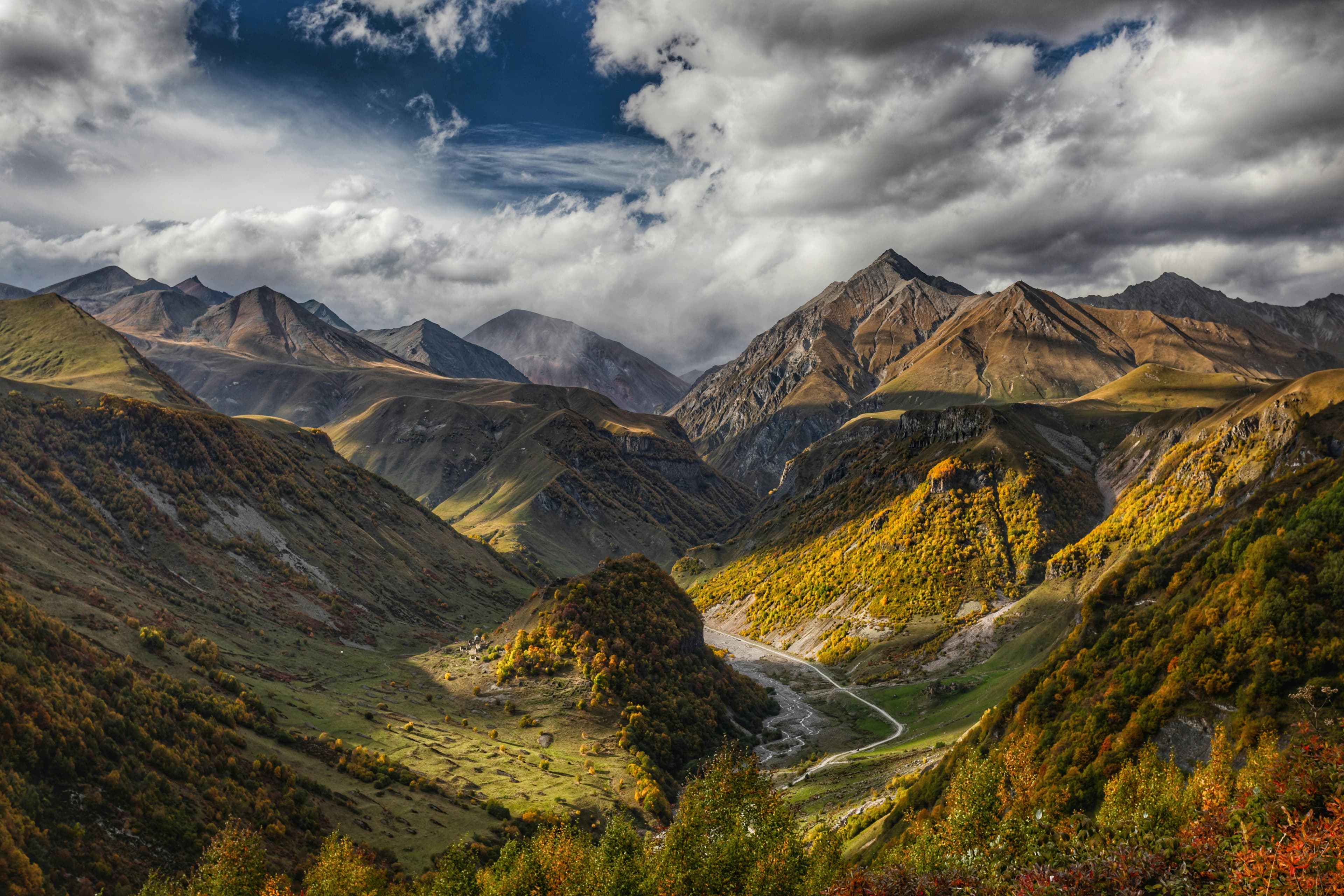 Georgia: Kazbegi & The Caucasus — photo 7